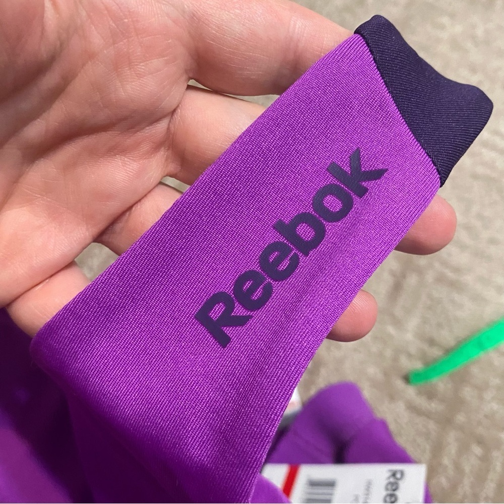 NWT {Reebok} Racerback Athletic Tank ~ Size Small - Picture 4 of 14